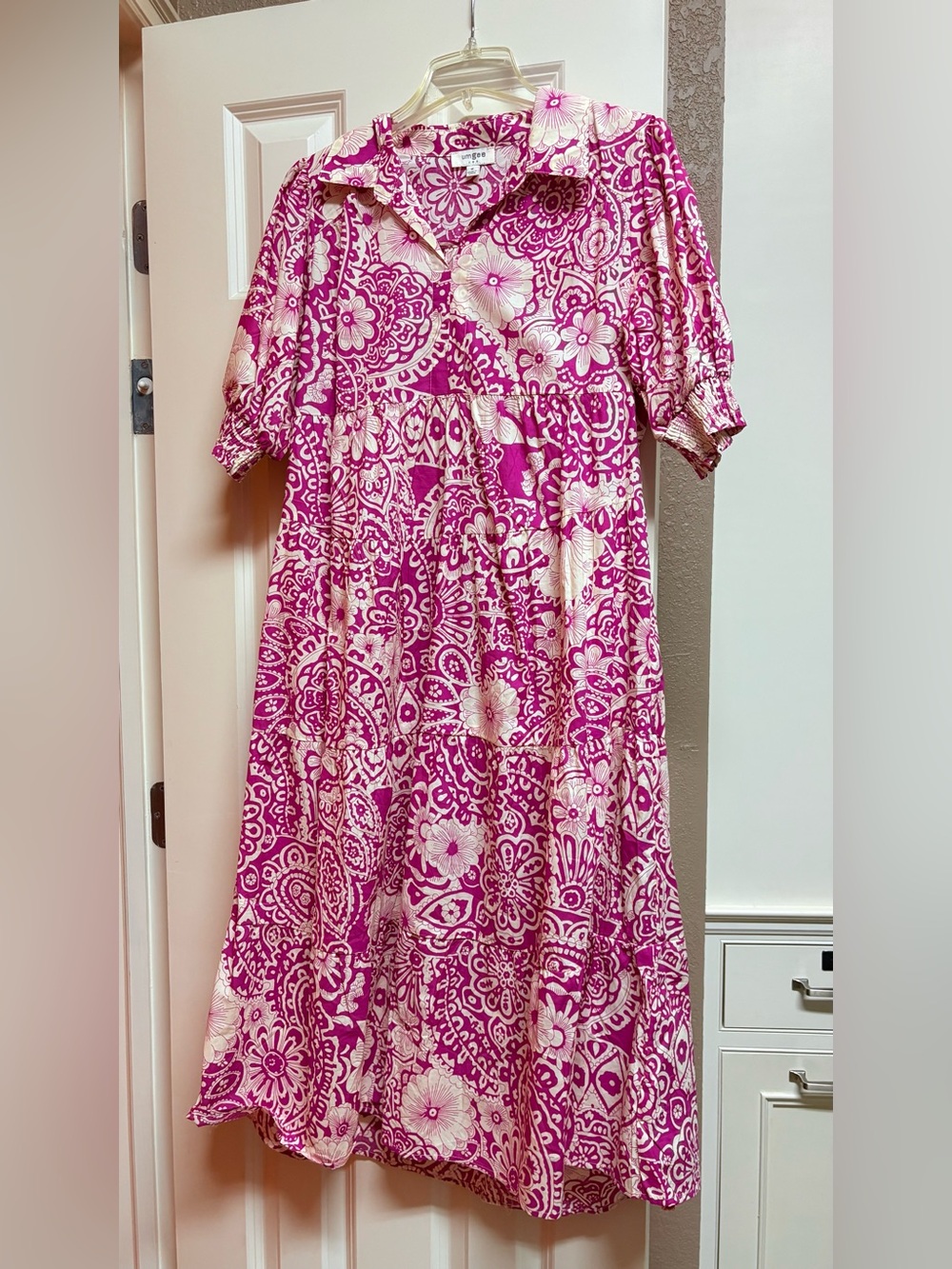 Umgee Fuschia & Cream Floral A Line Half Sleeve V Neck Linen Dress